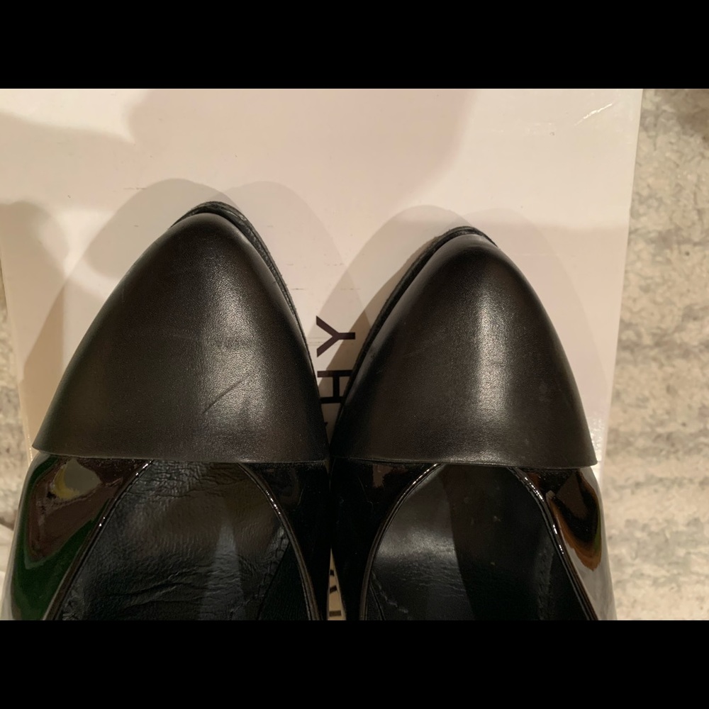 Givenchy leather/patent heels - Picture 9 of 9